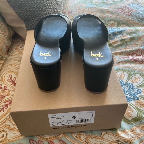 BEEK PRINIA PLATFORM SANDAL SIZE 9 - Picture 3 of 4